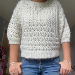 Stickad topp - Så fin stickad topp från zara, storlek S🌸