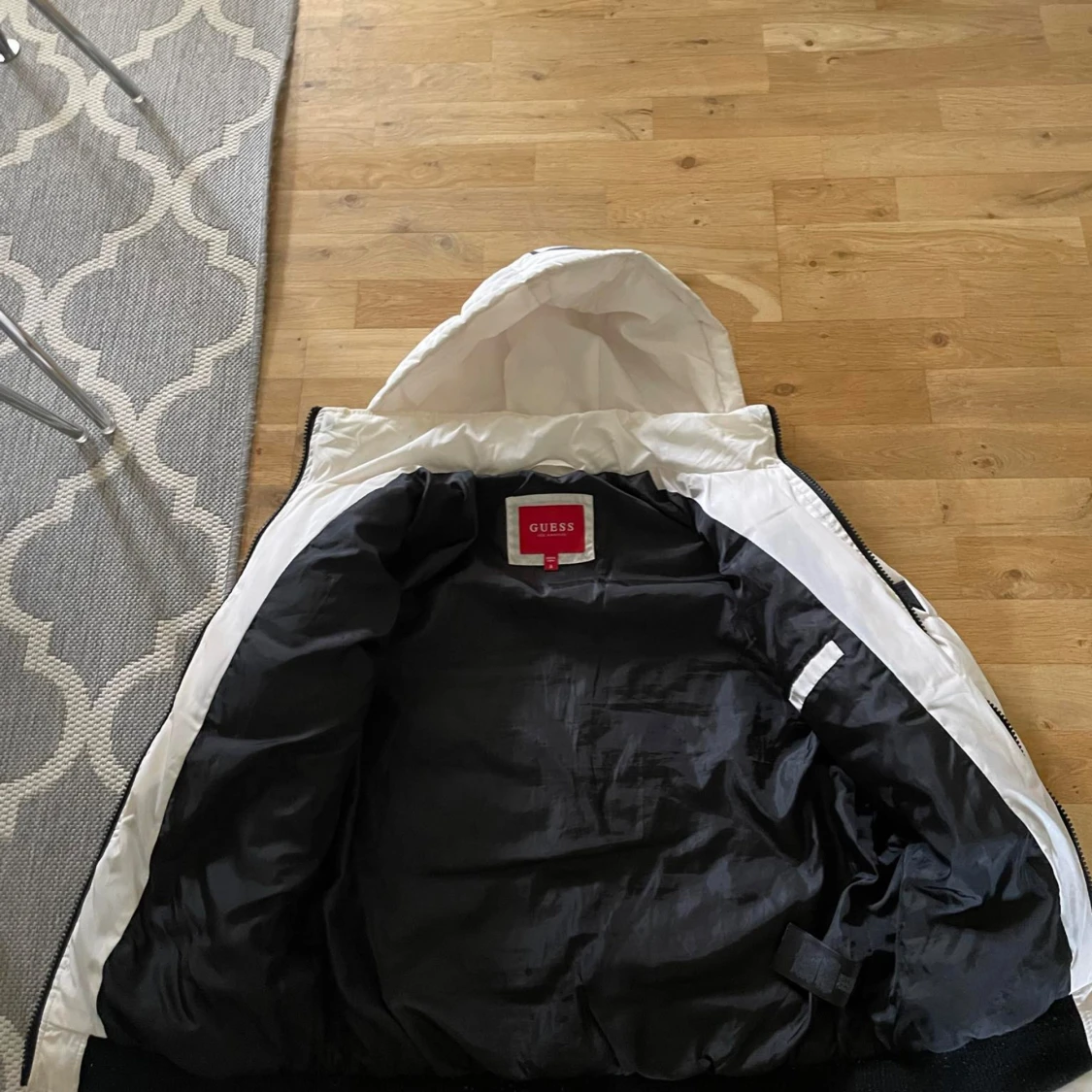 Guess vinterjacka  - 91