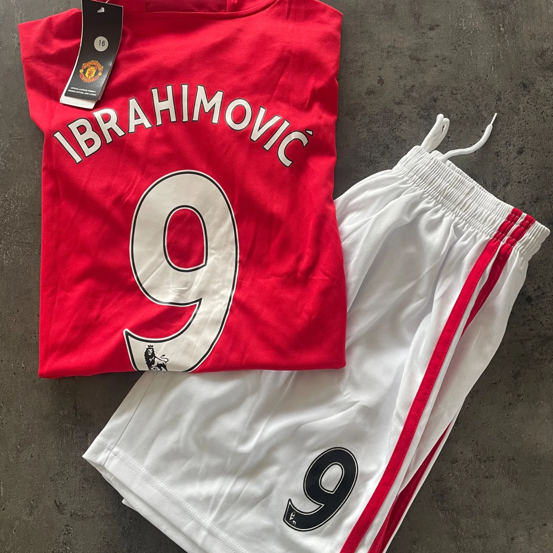 Man United kläder - 90