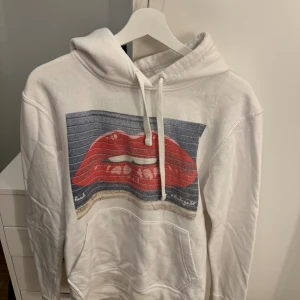 The cool elephant hoddie - Hoddie från the cool elephant, storlek Xs/ s. Pris kan diskuteras 🌸