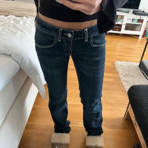 Fornarina Straight Jeans - Jättefina Jeans, knappt använda då dessa är en aning för små. Skulle säga att storleken är som en W23/ XXS