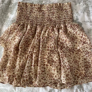 Volangkjol från Chelsea XS - Köpt från Chelsea i Göteborg. Storlek Xs. 