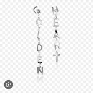 IOAKU örhängen - Säljer detta set,man kan få köpa det enskilt oxå! Inga tecken på användning utan helt som nya. Säljer då jag bytt till guld. Skriv vid intresse för egna bilder på dem💕Köpta för 499kr. Pris kan möjligtvis diskuteras.