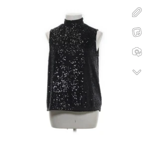 Glittrig topp - Söt fest topp som är i fint skick!