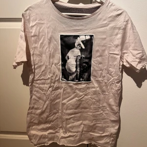 Limitato T-shirt  - T shirt ifrån Limitato i storlek medium. Limiterad till 1 000 ex 