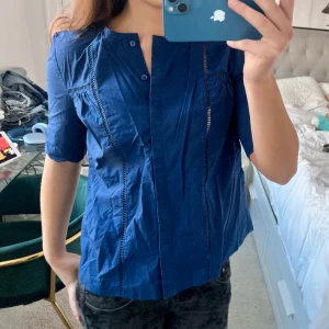 Blus! - Så snygg blus från other stories!