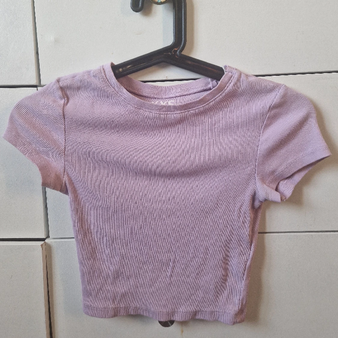 Detta är en skön lila tröja ifrån FSBN SISTER! 💗