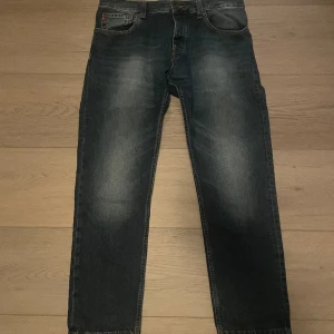Big Star Jeans 34/30 - Säljer dessa jeans i storlek W34/L30, ifrån Big Star, eftersom de inte har kommit till användning. Användt fåtal gånger så skicket är väldigt bra
