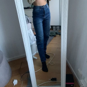 Jeans H&M - Fint skick, används ej 
