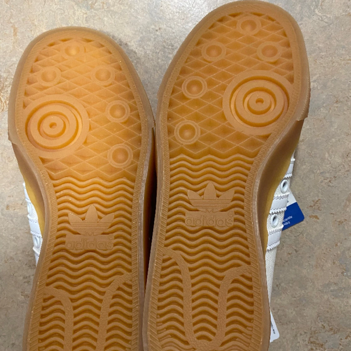 Adidas skor strl. 38 - 91