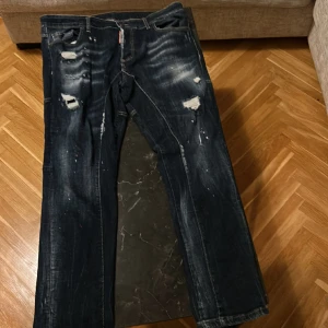 Dsquared2 jeans / icon/ ds2 strlk 54 bra skick - Mycket bra skick knappt använda 