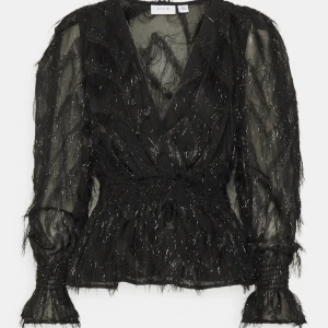 Fest topp - Svart glittrig fest topp från vila❤️helt perfekt passform med fina detaljer❤️