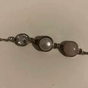 armband - Fint armband från LBVYR👑 finns även ett matchande halsband längre ner på min sida🙌