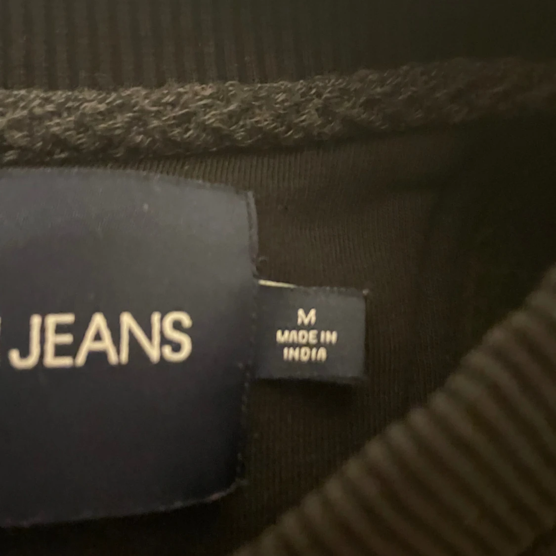 Calvin Klein Jeans Sweater - 91