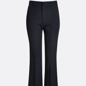 Bikbok kostymbyxor - Köpte förra året för 499 kr. Inga defekter!☺️