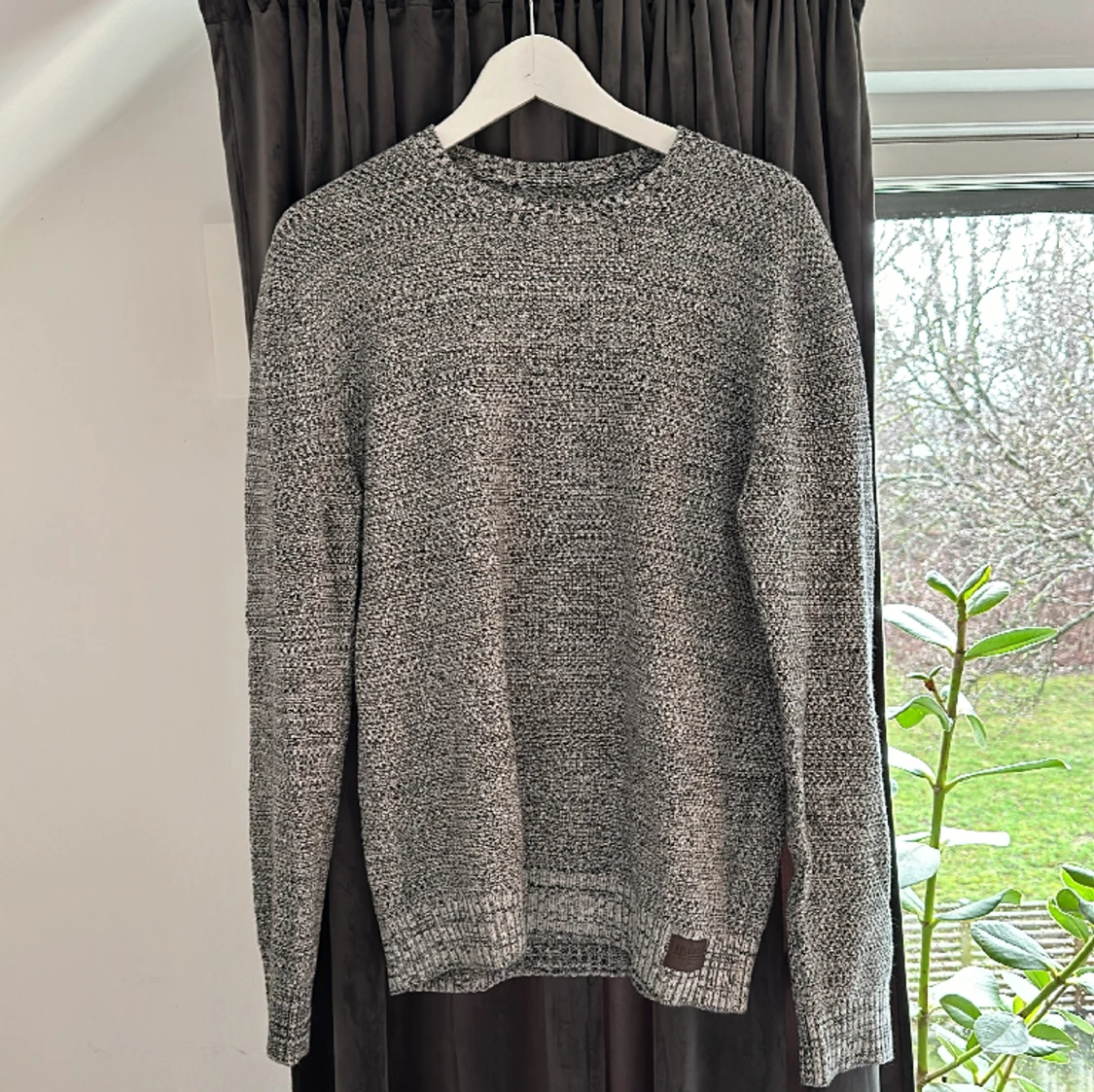 Stickad tröja hollister