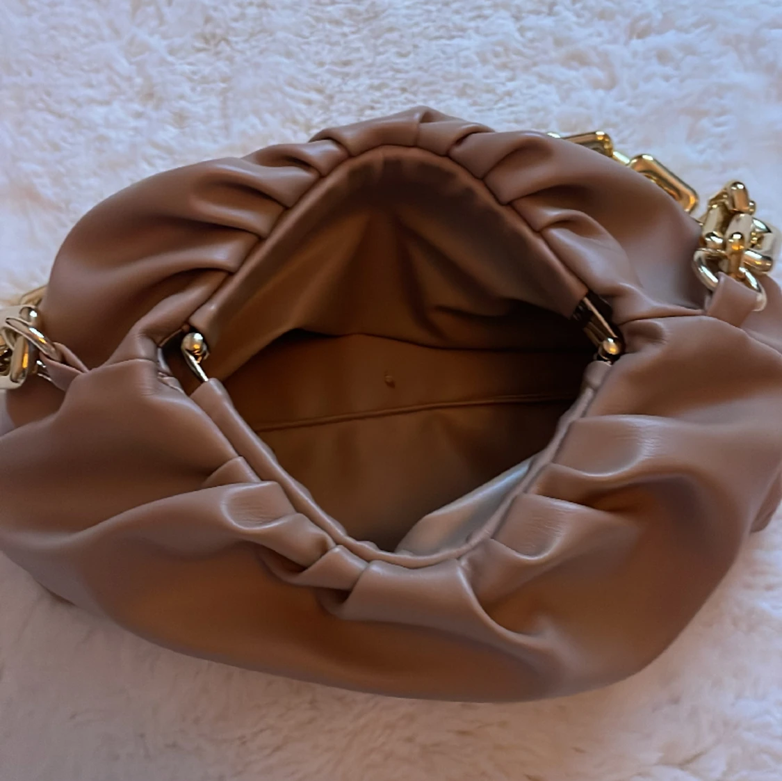 Väska med kedja  - 91