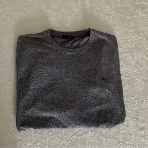 J.lineberg - J lindeberg tröja