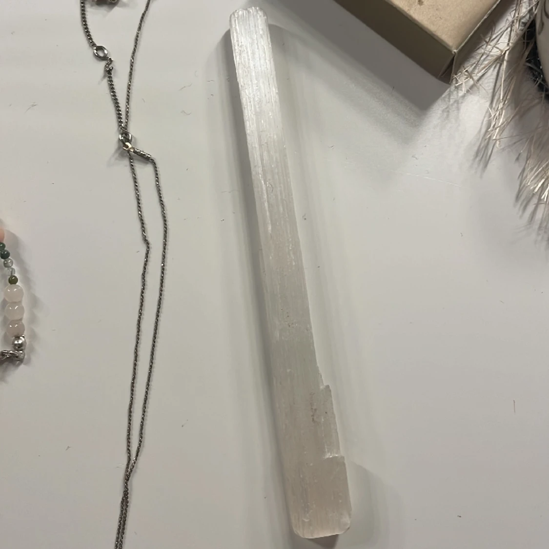 kristallsmycken+ selenit - 90