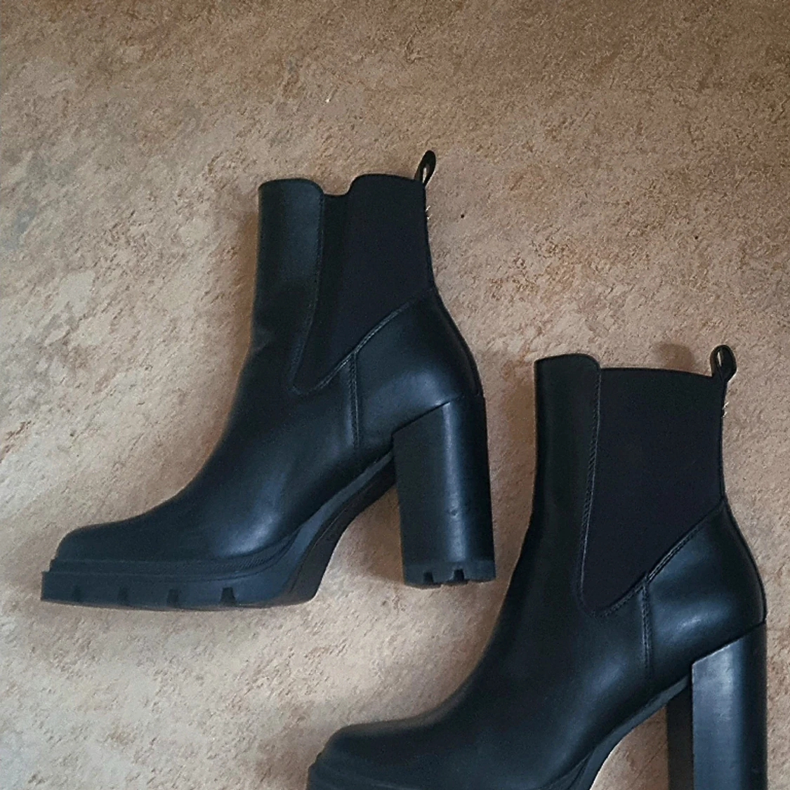 Super snygga stövletter nya - 90