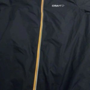 CRAFT  - Finn tröja med bra pris - kan hå net i pris - storlek 12 till 14