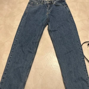 Baggy dad-jeans - Skriv gärna för frågor 💃💃 De är helt nya