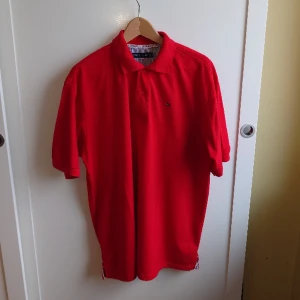 Tommy Hilfiger pike  - Storlek: XXL I bra skick 