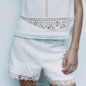 Zara shorts  - Säljer de här shortsen, helt nya med prislapp kvar, då jag inte kan returnera längre!❤️ supersnygga men lite för stora för mig! Köpta för 399