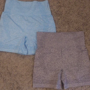 Träningsshorts - Säljer träningsshorts från Shein som aldrig är använda då de är lite små. Säljer 1 par för 50kr och båda för 80kr 💓