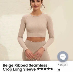 Aim’n set byxor + top - Komplett set, långa tights samt toppen på bild.   Båda för 300kr  Nyskick