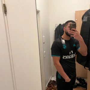 Real tröja  - Ronaldo tröja 2017