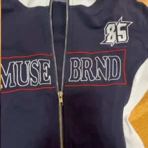 Luvtröja - Köpt från aliexpress men aldrig använt 