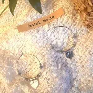 Örhängen  - Runda örhängen i silver och grått