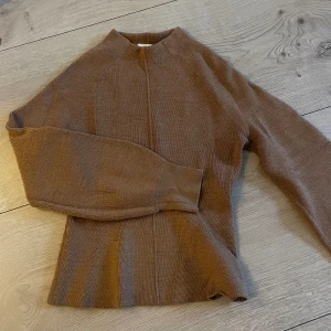 Tröja - Fin stickad tröja från Zara 