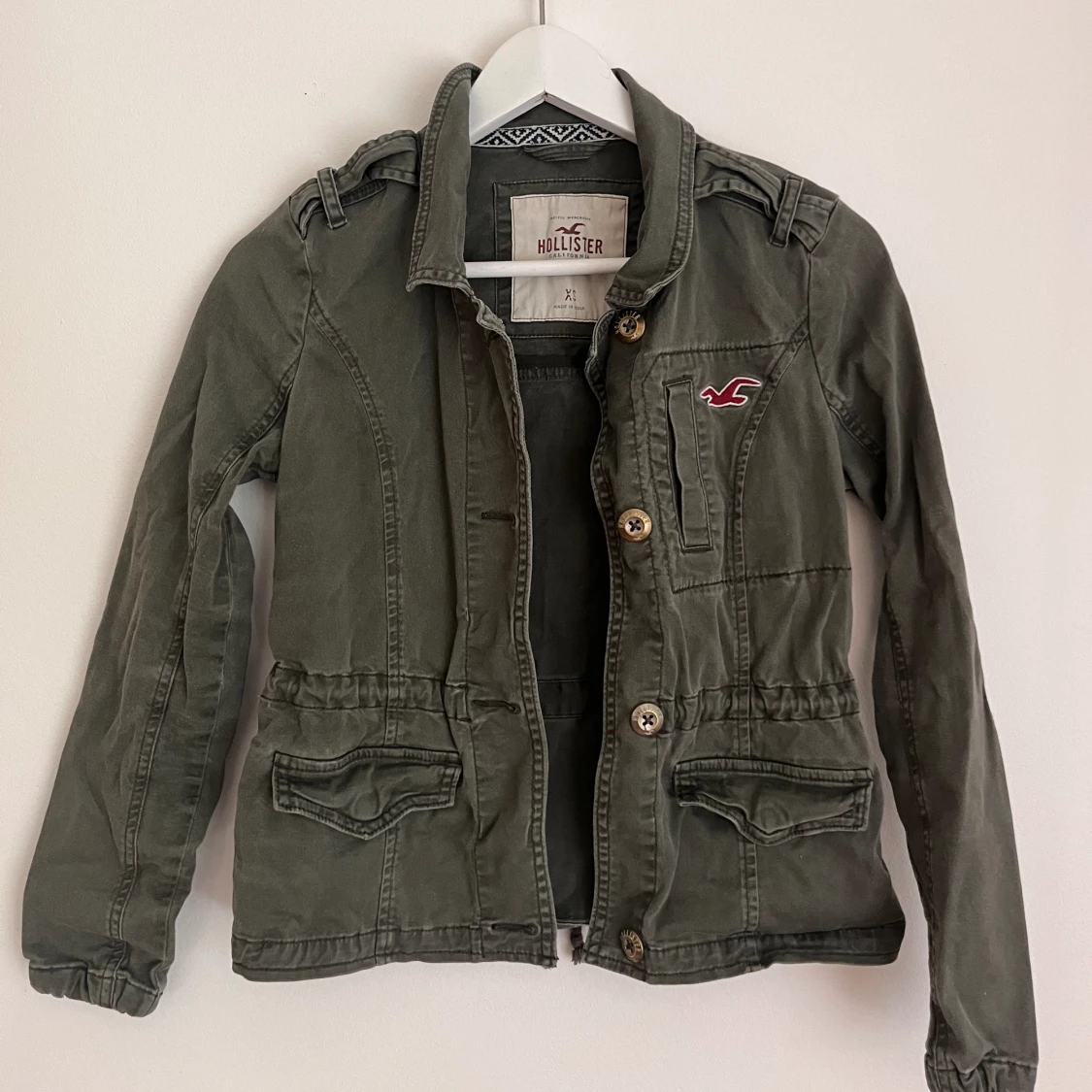 Militärgrön vårjacka