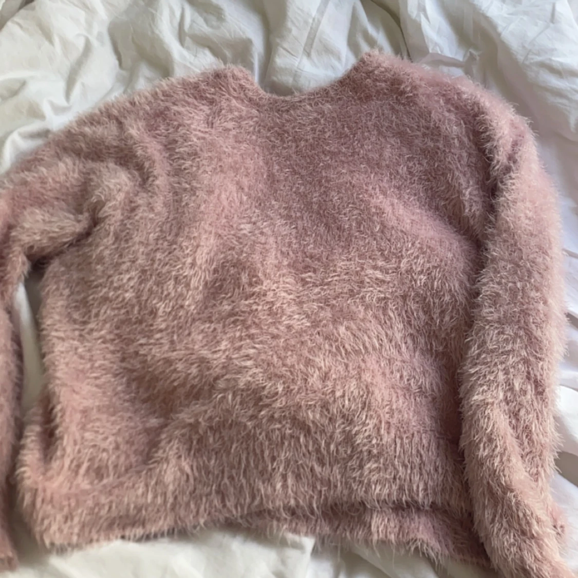 Fluffig rosa tröja - 91