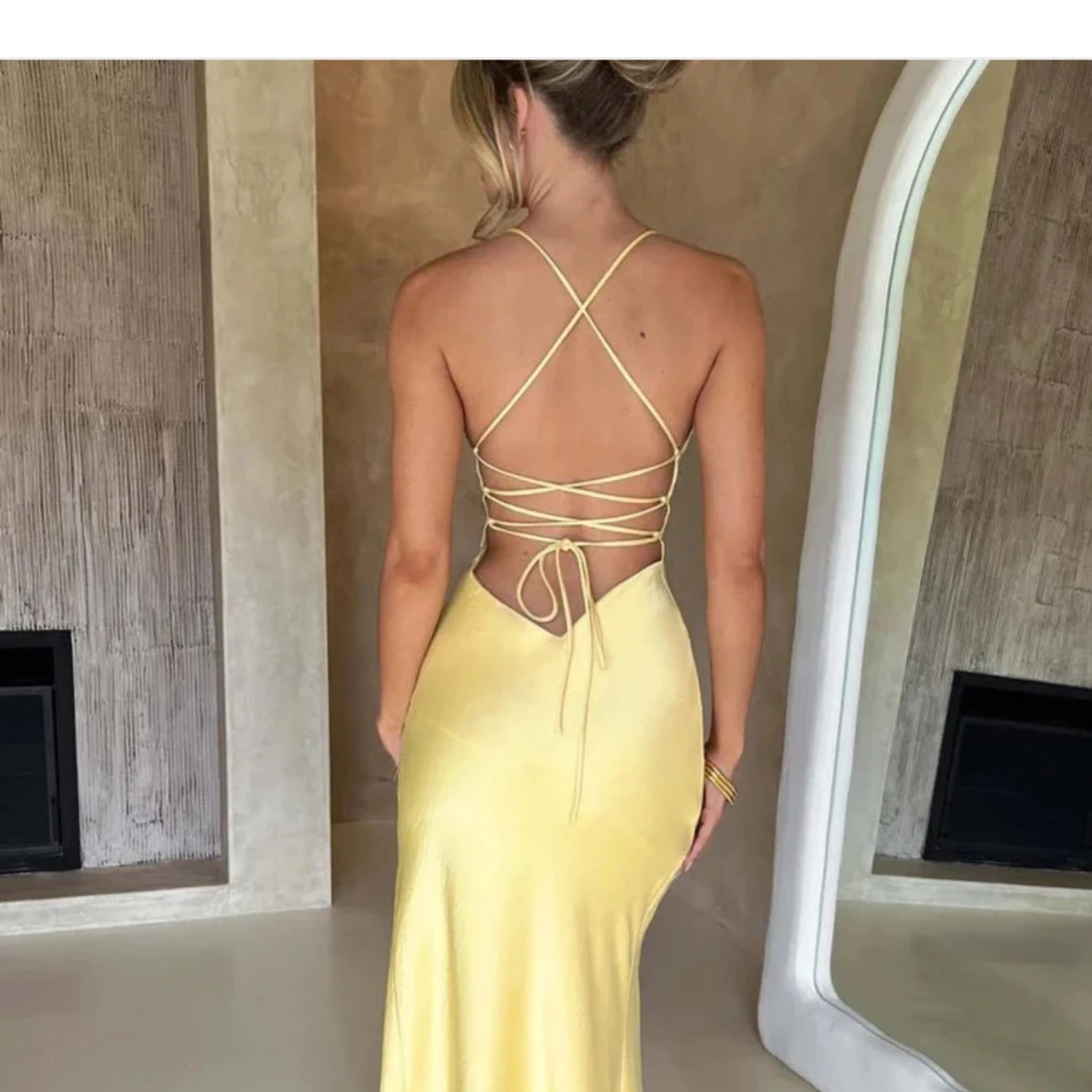 Rygglös Maxiklänning - 90