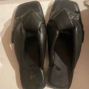 Sandaler - Jätte fina sandaler från HM Aldrig använda 