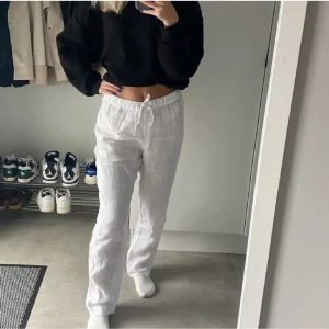 H&M linnebyxor - Linnebyxor från h&m, storlek S, populära och slutsålda!