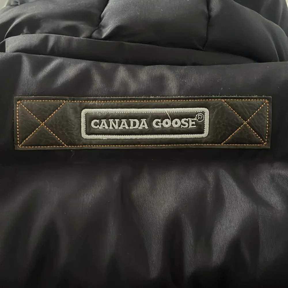 Canada Goose Storlek S Helt Ny Priset är inte 100% . Jackor.