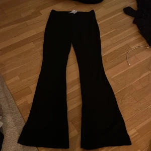 Bootcut leggings - Bootcut leggings från Gina tricot. Modellen heter Petra och är från Tall-serien! 