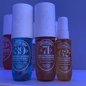 sol de janario - säljer sol de janario body mist. Kom privat så kan vi komma överens över ett pris.🩷