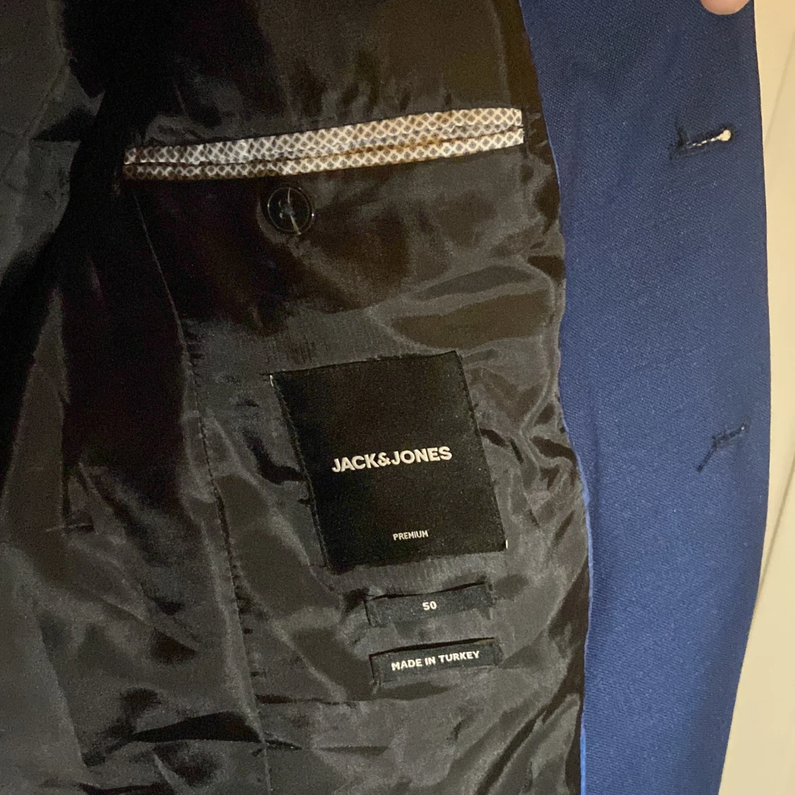 Kostym med medföljande bälte - 90