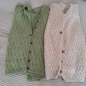 Hemma stickade koftor  - Passar L/Xl