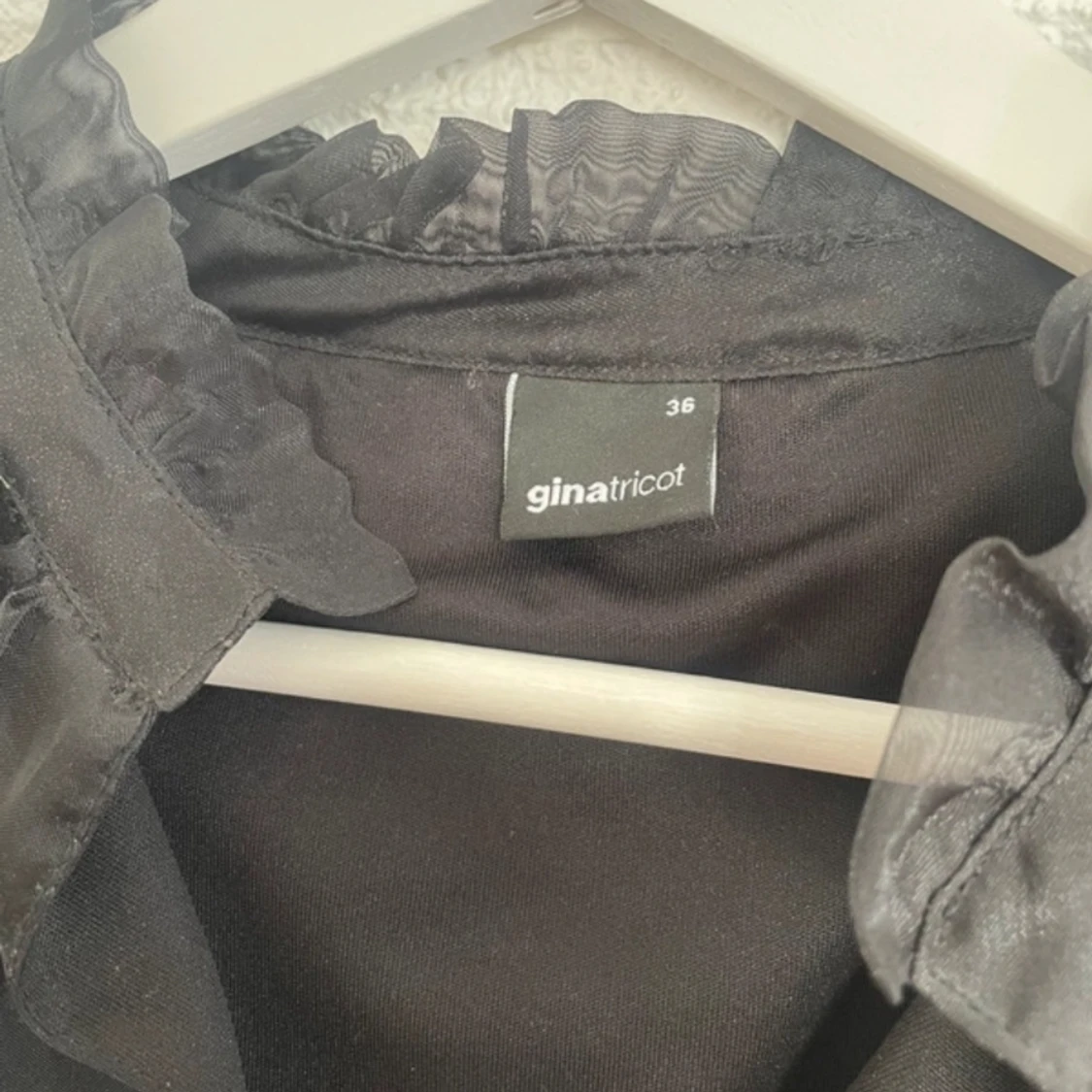 Svart klänning  - 92