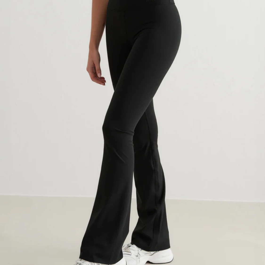 Black sense flare tights - 91