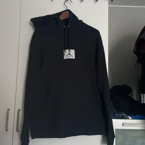 Jordan hoodie - Storlek M, Mycket bra skick. Använd få tal gånger 