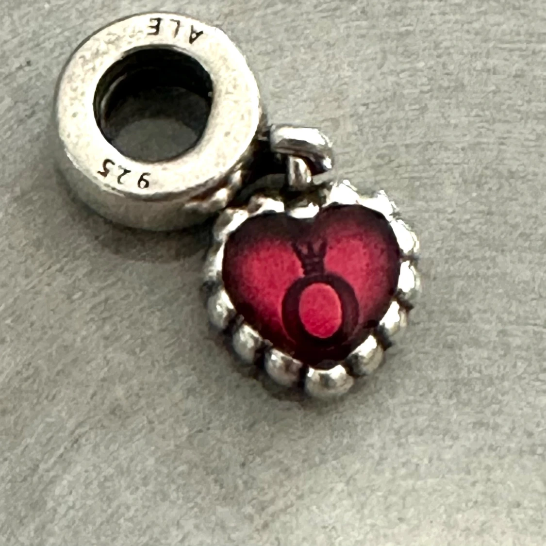 Pandora berlock  - 90