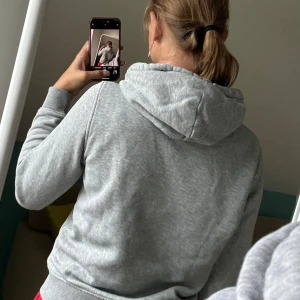 Gant - Använd men nu har den lagat i gaderoben länge för att den är för liten