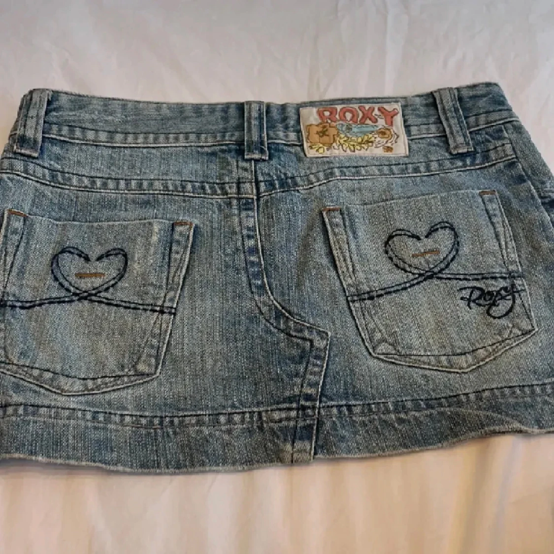 söker liknande jeanskjol - 91